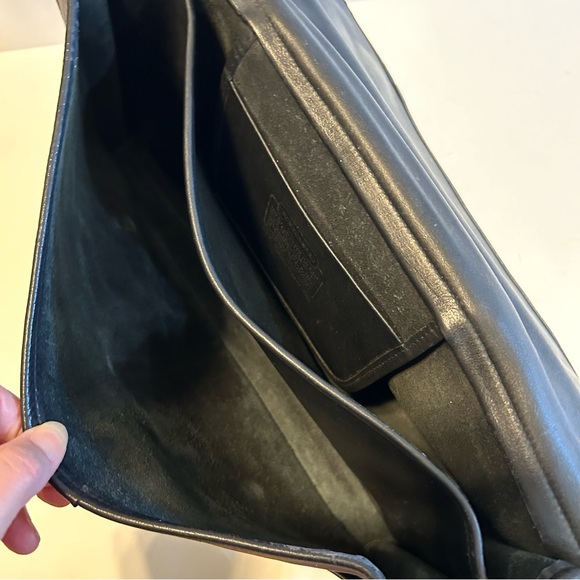 Coach Vintage Top Handle Briefcase in Fabulous Condition. Brass Hardware. - Picture 8 of 11